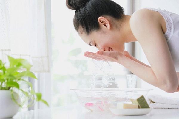 7 cách chăm sóc da tại nhà để có da mềm mịn mà không gây hại